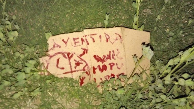 Encontraron una bomba con una inscripción mapuche en Roca