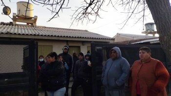 frenaron el desalojo de una familia en las 130 viviendas frenaron el desalojo de una familia en las 130 viviendas