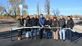 Inauguración asfalto solalique