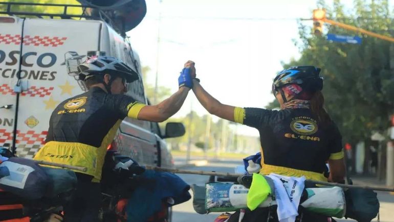 La hazaña de Sandra y Ubaldo: cruzaron el país en bicicleta
