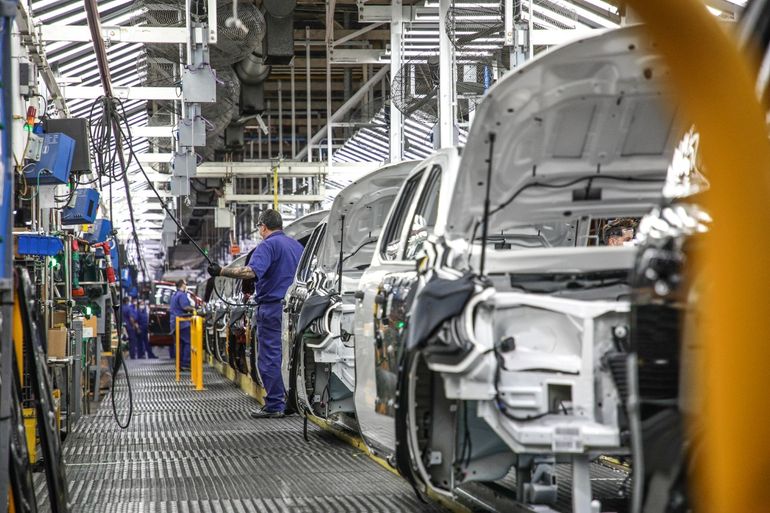Desde su renovación, entre 2021 y 2023, la planta de Ford en la Argentina es una de las más modernas de la industria en la región. Desde su renovación, entre 2021 y 2023, la planta de Ford en la Argentina es una de las más modernas de la industria en la región.