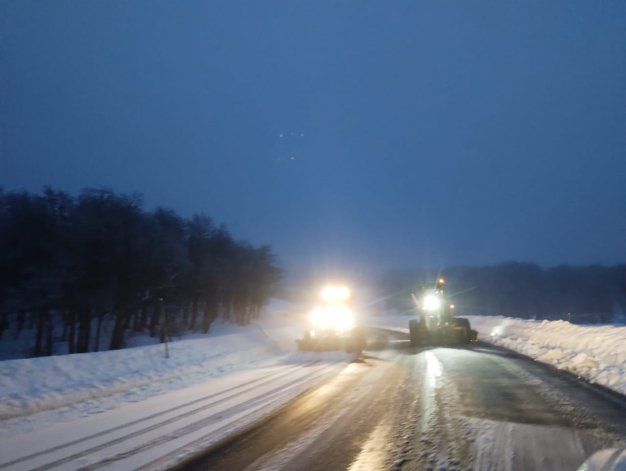 Ruta Nacional Número 231, entre Aduana y Límite con Chile. Ruta Nacional Número 231, entre Aduana y Límite con Chile.