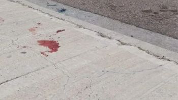 Estremecedor doble homicidio: encontraron a un hombre y una mujer acribillados dentro de un auto. Estremecedor doble homicidio: encontraron a un hombre y una mujer acribillados dentro de un auto.