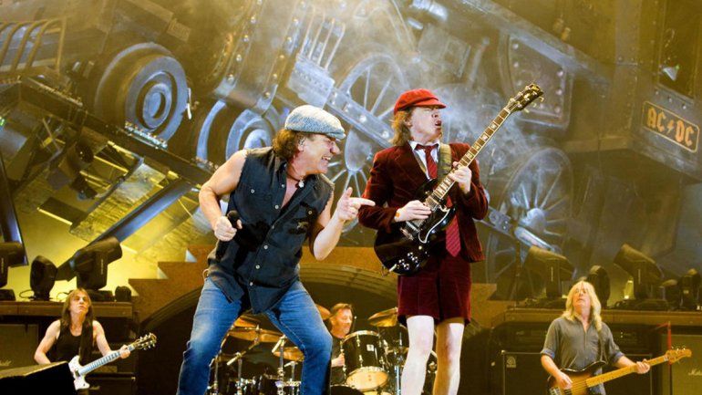 AC/DC volvería a las giras con Brian Jhonson
