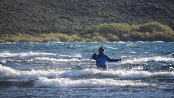 El gobierno provincial actualizó los precios para la temporada de pesca