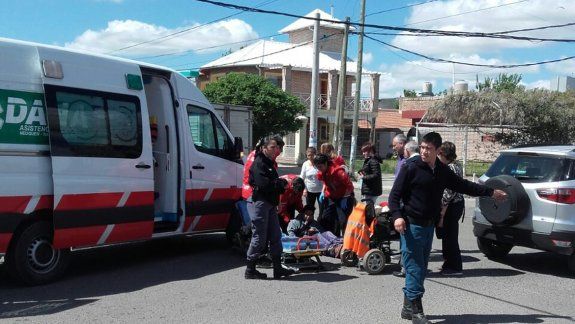 Atropellaron a un hombre que se desplazaba en silla de ruedas