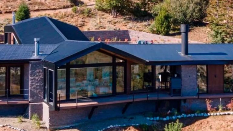 Así es la mansión de Iván de Pineda en Bariloche por dentro Así es la mansión de Iván de Pineda en Bariloche por dentro