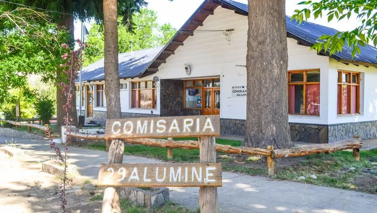 La Comisaría 29 de Aluminé fue la encargada en realizar las primeras medidas en el caso. La Comisaría 29 de Aluminé fue la encargada en realizar las primeras medidas en el caso.