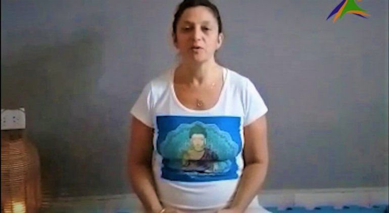 Relajá la mente con clases de yoga en casa