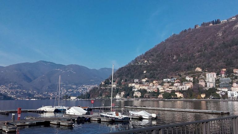 El lago de Como, en donde Federica paso su infancia y su adolescencia. “Como es una ciudad preciosa que ahora vive principalmente del turismo. Antes se la llamaba la ciudad de la Seda porque se confeccionada todo. Lamentablemente la industria está cerrando muchísimo