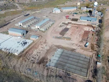 La obra permitirá aumentar significativamente la provisión de agua en la Confluencia.