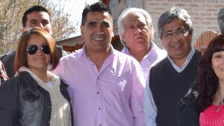 El candidato del Frente Neuquino agradeció el apoyo en las PASO.