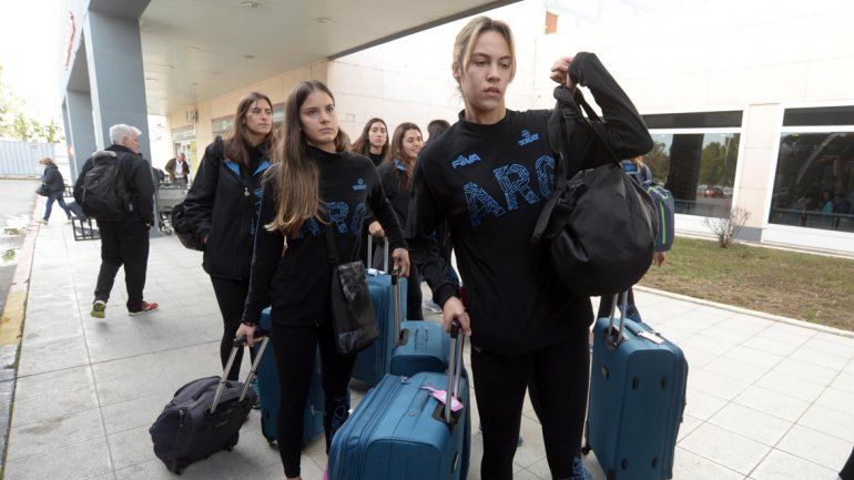 Las Panteras arribaron ayer y por la tarde se entrenaron en el Ruca Che