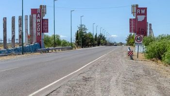 Convertirán en autovía el tramo Rawson-Trelew de la Ruta 25. Convertirán en autovía el tramo Rawson-Trelew de la Ruta 25.