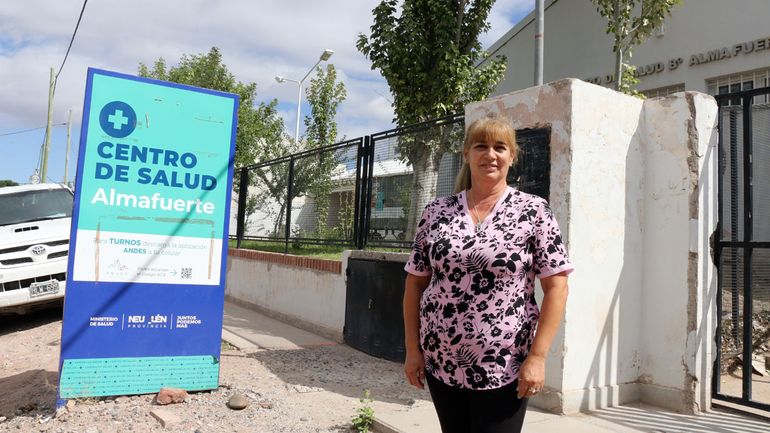 La historia de Coca, la enfermera de las 5 mil vacunas