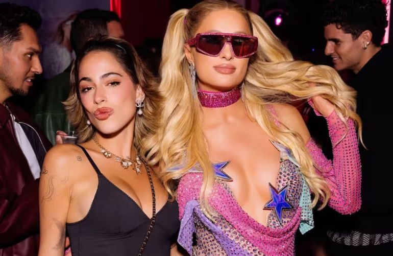 Tini Stoessel junto a Paris Hilton Tini Stoessel junto a Paris Hilton