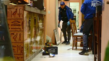 estafa con planes sociales: secuestran millones en efectivo de la casa de soiza y faraon estafa con planes sociales: secuestran millones en efectivo de la casa de soiza y faraon