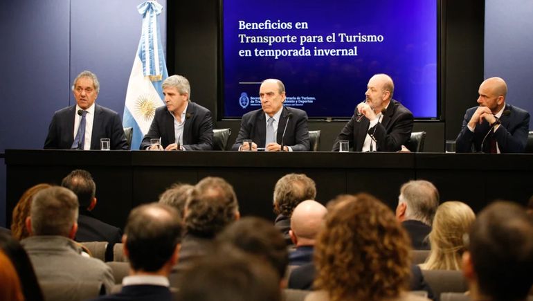 El nuevo "Previaje", un intento del Gobierno por estimular el turismo en invierno. El nuevo "Previaje", un intento del Gobierno por estimular el turismo en invierno.