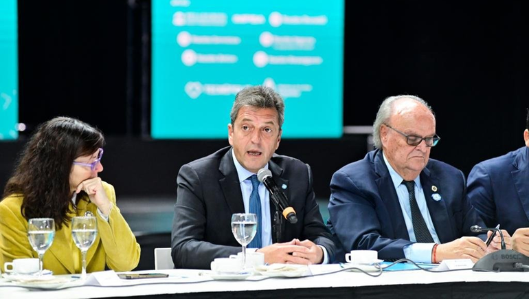 Massa: Cuando muchos se escondían debajo de la cama, me hice cargo