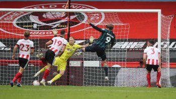 con un gol agonico, el leeds de bielsa se quedo con el derbi de yorkshire con un gol agonico, el leeds de bielsa se quedo con el derbi de yorkshire