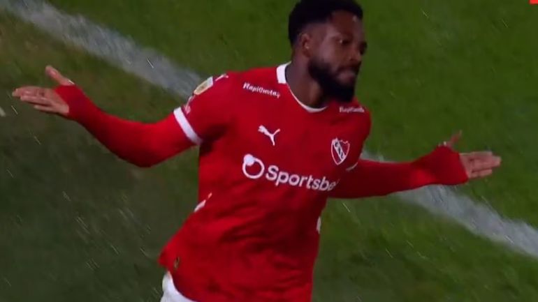 Angulo marcó el gol del triunfo frente a Boca
