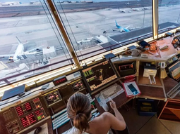 El gremio que nuclea a controladores aéreos convocó a un nuevo paro que afectará tanto a vuelos nacionales como internacionales. El gremio que nuclea a controladores aéreos convocó a un nuevo paro que afectará tanto a vuelos nacionales como internacionales.