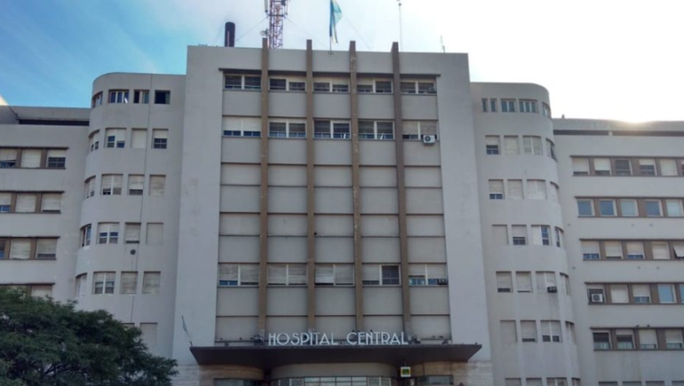 Un preso intentó darse a la fuga desde un hospital y murió tras caer de un tercer piso