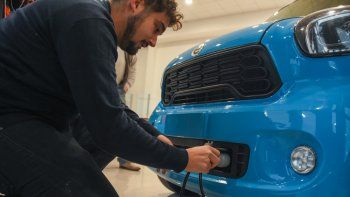 asi es tito, el auto electrico argentino que ya circula por las calles neuquinas asi es tito, el auto electrico argentino que ya circula por las calles neuquinas