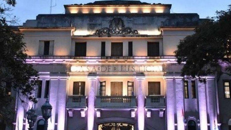 Acusan a entrenadores de triatlón de abusar a cinco jóvenes