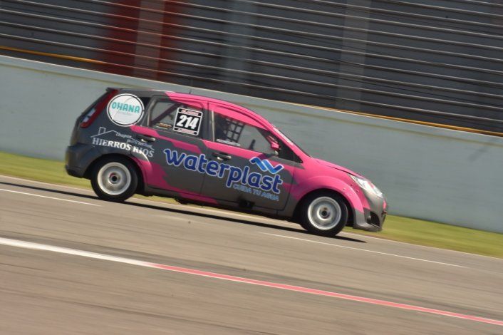 El argentino que combatió en Irak y hoy acelera en las pistas argentinas