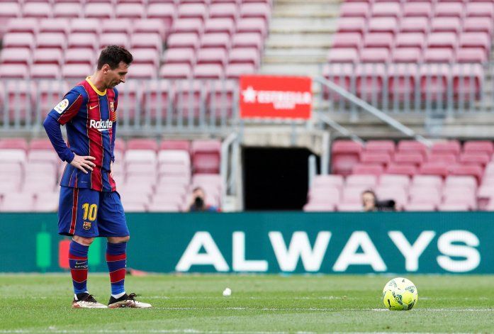 ¿Qué dice la nueva reglamentación que impidió que Barcelona renueve con Messi?