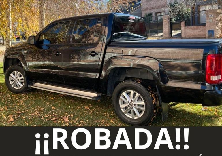 Camioneta que fue robada, en segundos, durante la mañana del lunes en Neuquén y recuperada a las pocas horas en Cipolletti. Camioneta que fue robada, en segundos, durante la mañana del lunes en Neuquén y recuperada a las pocas horas en Cipolletti.