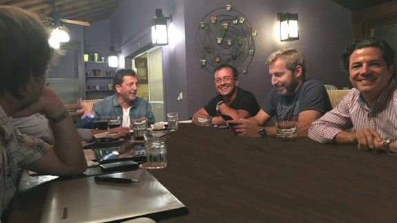 Borraron el sushi en la foto de Massa con el Gobierno