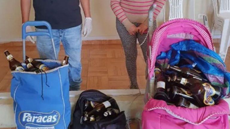 Cuarentena: usaban un cochecito de bebé para vender alcohol