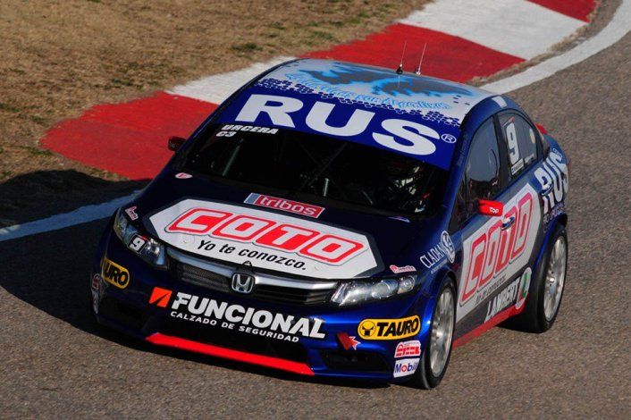 Manu llega a Oberá para defender la punta del TN