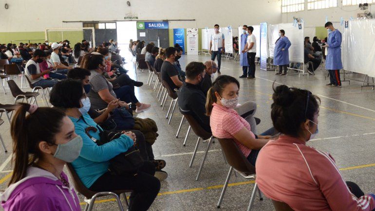 El 96% de los neuquinos ya tiene aplicada una dosis de la vacuna