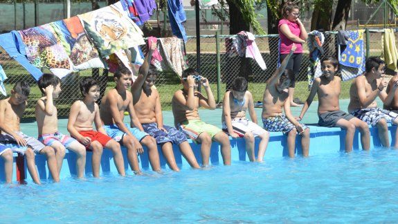 Las colonias de vacaciones reciben miles de niños todos los años.