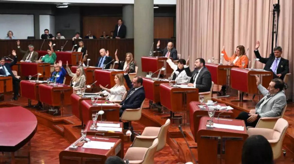 La Legislatura de Chubut aprobó la eliminación de fueros.