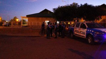 quedo detenido el policia que mato a un ladron tras ser asaltado afuera de su casa quedo detenido el policia que mato a un ladron tras ser asaltado afuera de su casa