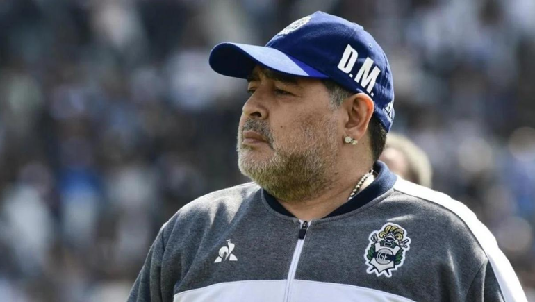 Juicio por la muerte de Maradona: el custodio se negó a declarar y seguirá preso