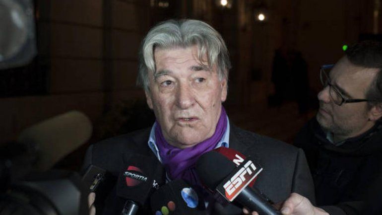 Armando Pérez responde a las críticas de los dirigentes.