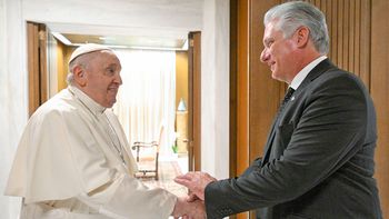 el papa francisco recibio al dictador cubano miguel diaz-canel: me encanta que haya venido el papa francisco recibio al dictador cubano miguel diaz-canel: me encanta que haya venido