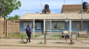 Lo detuvieron por antecedentes y apareció muerto en la comisaría
