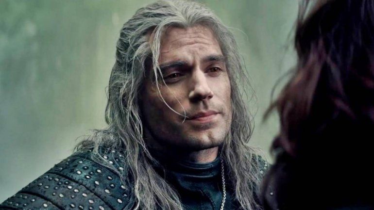 El actor Henry Cavill es el protagonista de The Witcher