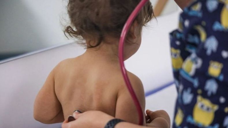 Ante el aumento de casos, el Ministerio de Salud provincial puso en marcha un plan de vacunación acelerado. | LM Neuquen Ante el aumento de casos, el Ministerio de Salud provincial puso en marcha un plan de vacunación acelerado.