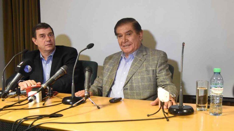 Conferencia de prensa de Norberto Bruno y Guillermo Pereyra.