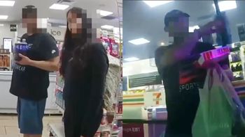 Una mujer pidió auxilio en una tienda con una seña secreta y detuvieron a su pareja por violencia doméstica en Estados Unidos. Una mujer pidió auxilio en una tienda con una seña secreta y detuvieron a su pareja por violencia doméstica en Estados Unidos.