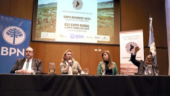 La SRN presentó sus eventos ganaderos en la torre del BPN.&nbsp; Foto: Claudio Espinoza.