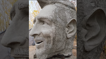 La estatua de Messi se sumará a los atractivos de la Cutral Co. La estatua de Messi se sumará a los atractivos de la Cutral Co.