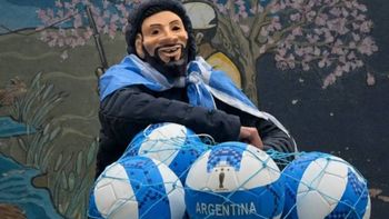 ¿es messi? virginia gallardo se puso la 10 y compartio un partido con estudiantes de una escuela ¿es messi? virginia gallardo se puso la 10 y compartio un partido con estudiantes de una escuela